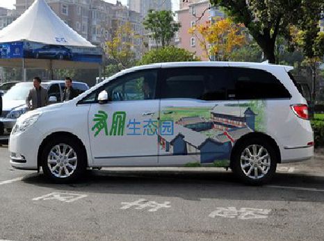 甘洛户外车贴喷绘如何保持效果?